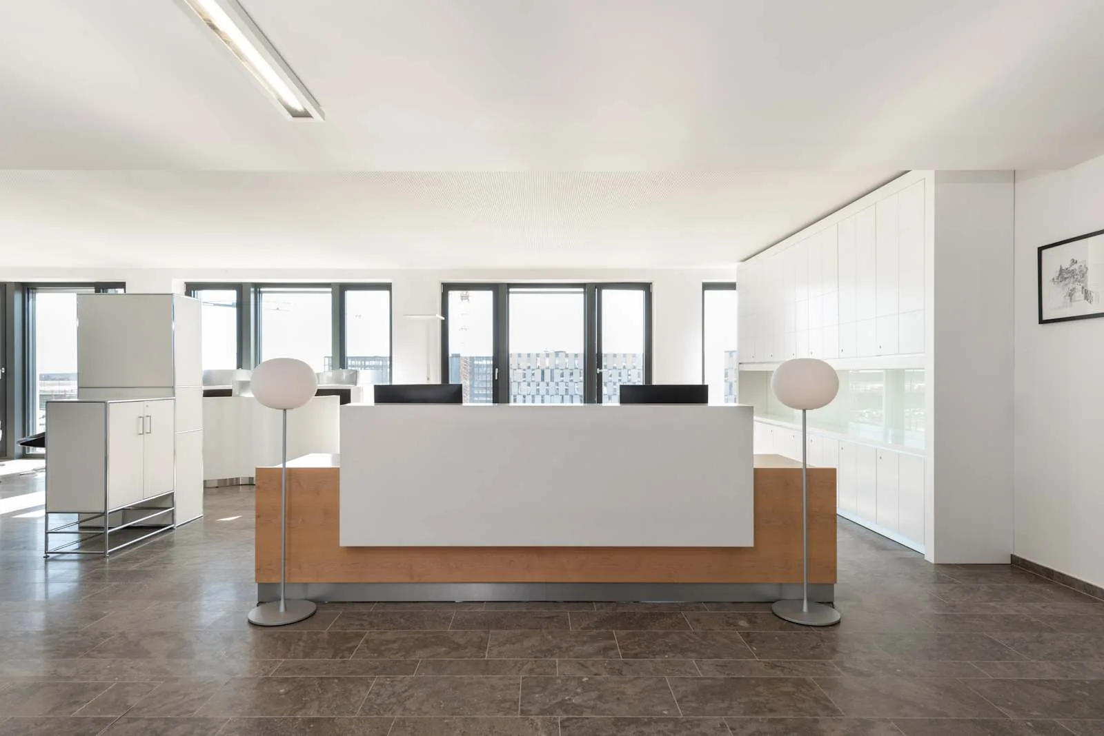 Regus BERLIN, Berlin Brandenburg Airport, Reception, Schönefeld