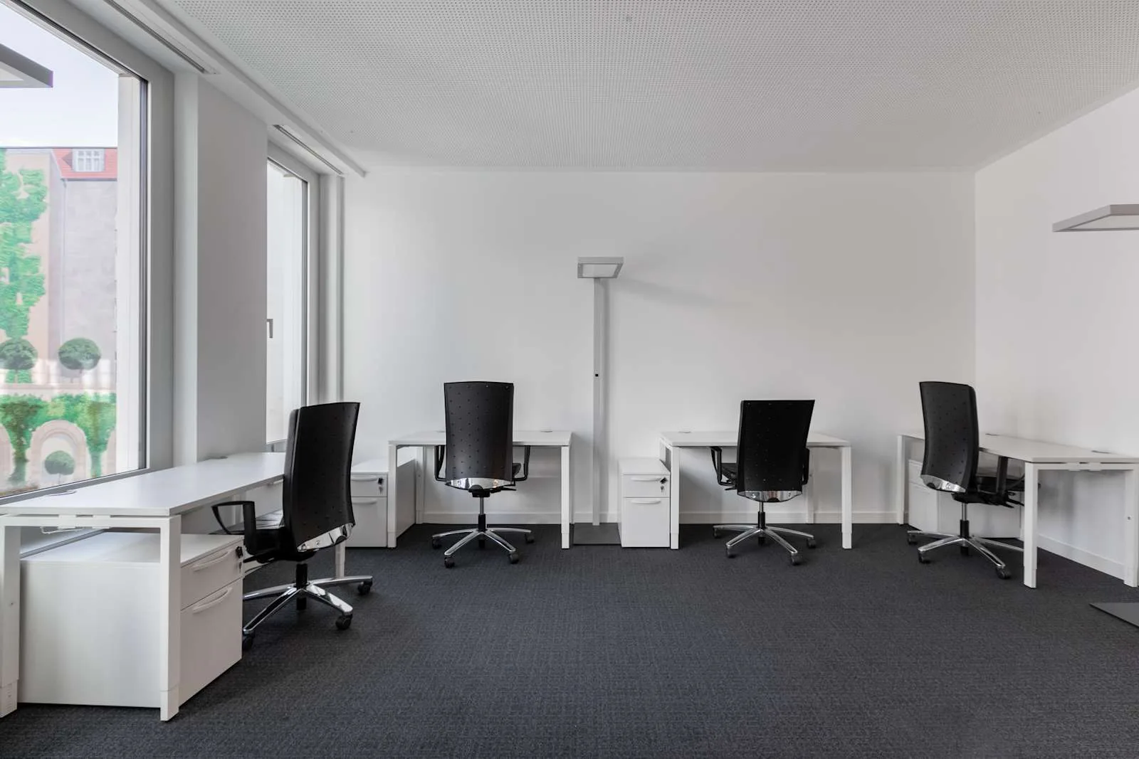 Regus BERLIN, Charlottenburg, Private office, 4 desks, Berlin