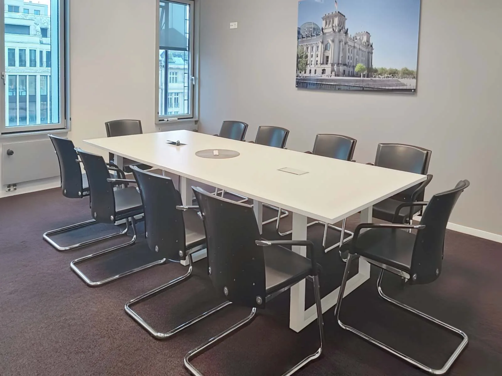 Regus BERLIN, Unter den Linden, Besprechungsraum für 10 Personen, Berlin
