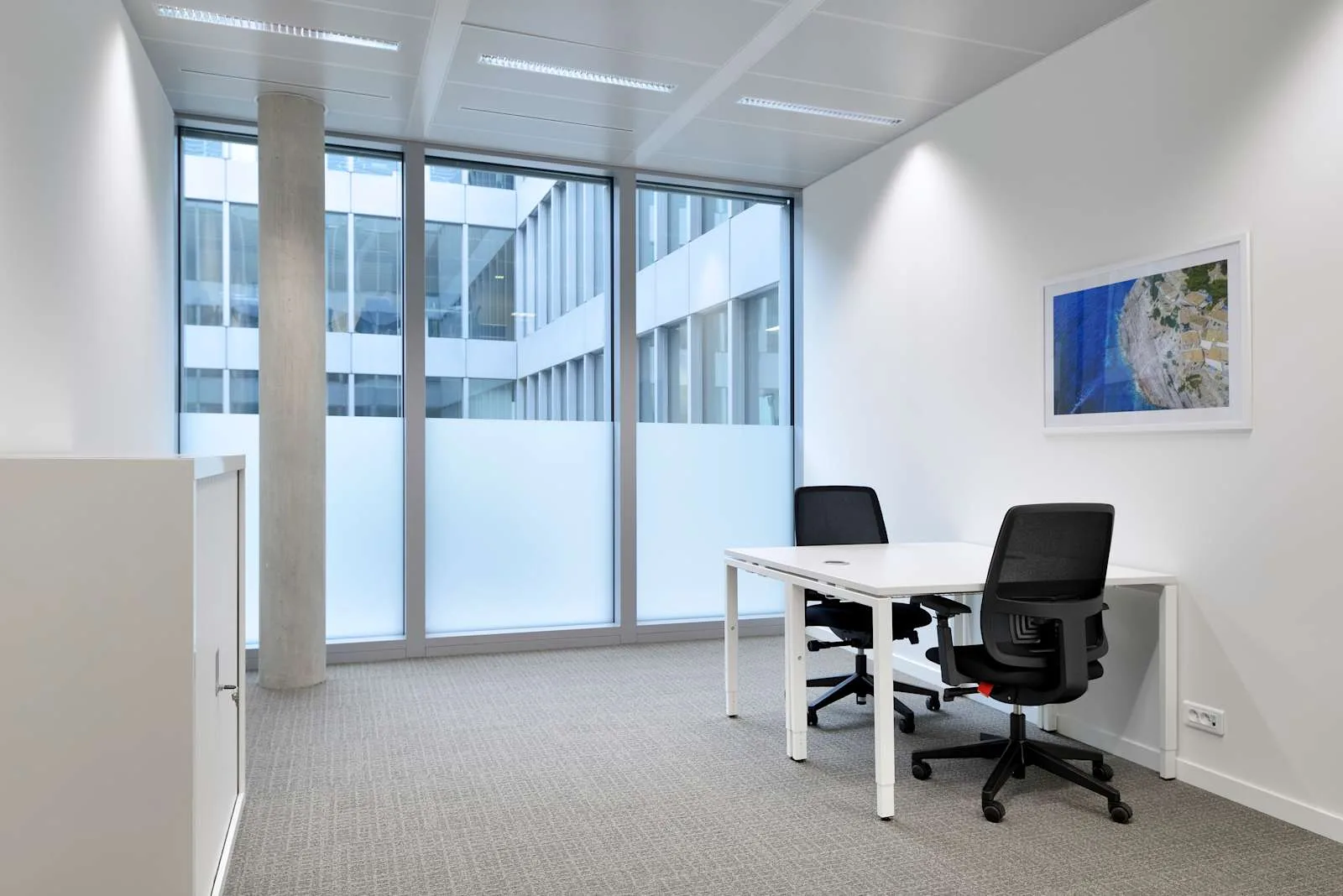 Regus BERTRANGE, ATRIUM BUSINESS PARK, Privatbüro mit 2 Arbeitsplätzen, Bertrange