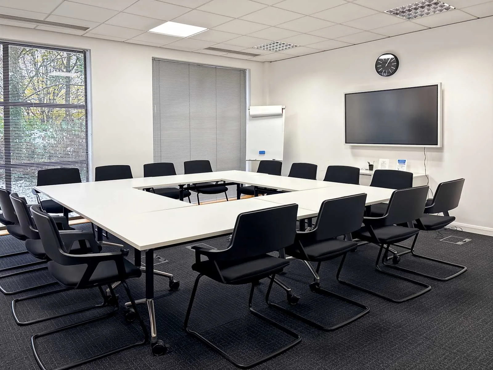 Regus BIRMINGHAM, Blythe Valley Park, Meeting room for 13 people, Solihull