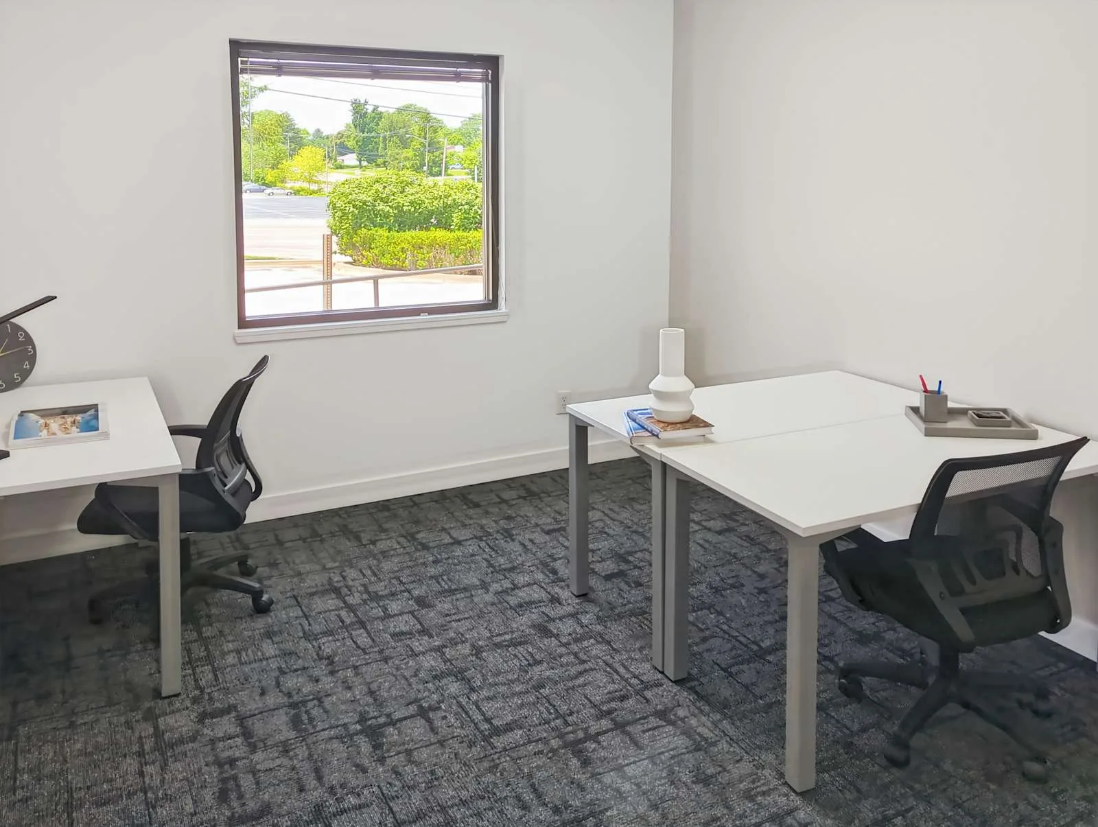 Regus IN, Bloomington - 3rd St, Private office, 2 desks, Bloomington, IN