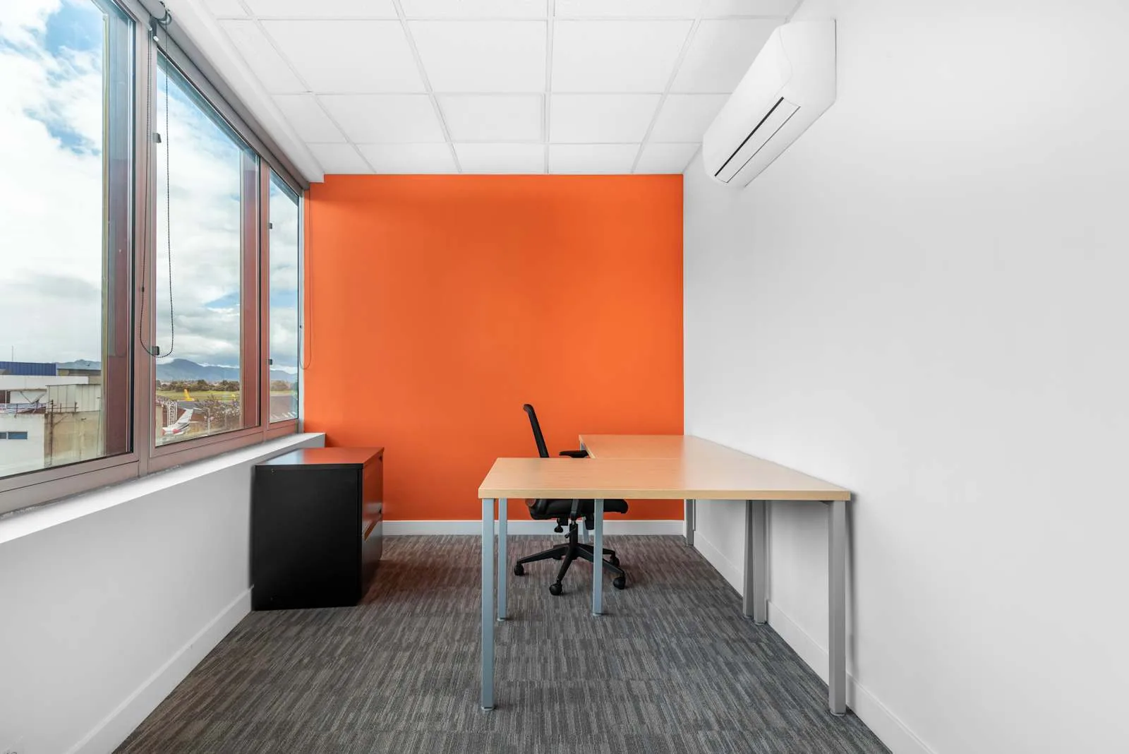 Regus BOGOTA, Aeropuerto Buró 26, Despacho privado con 1 puesto, Bogotá
