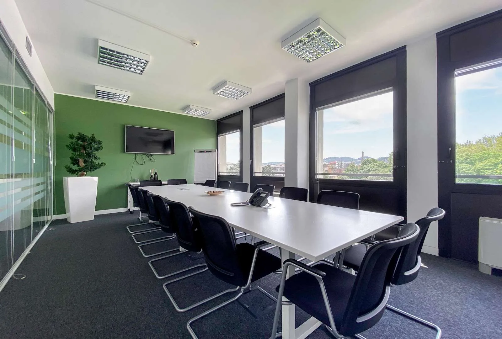 Regus BOLOGNA, Central Station, Sala riunioni da 14 persone, Bologna
