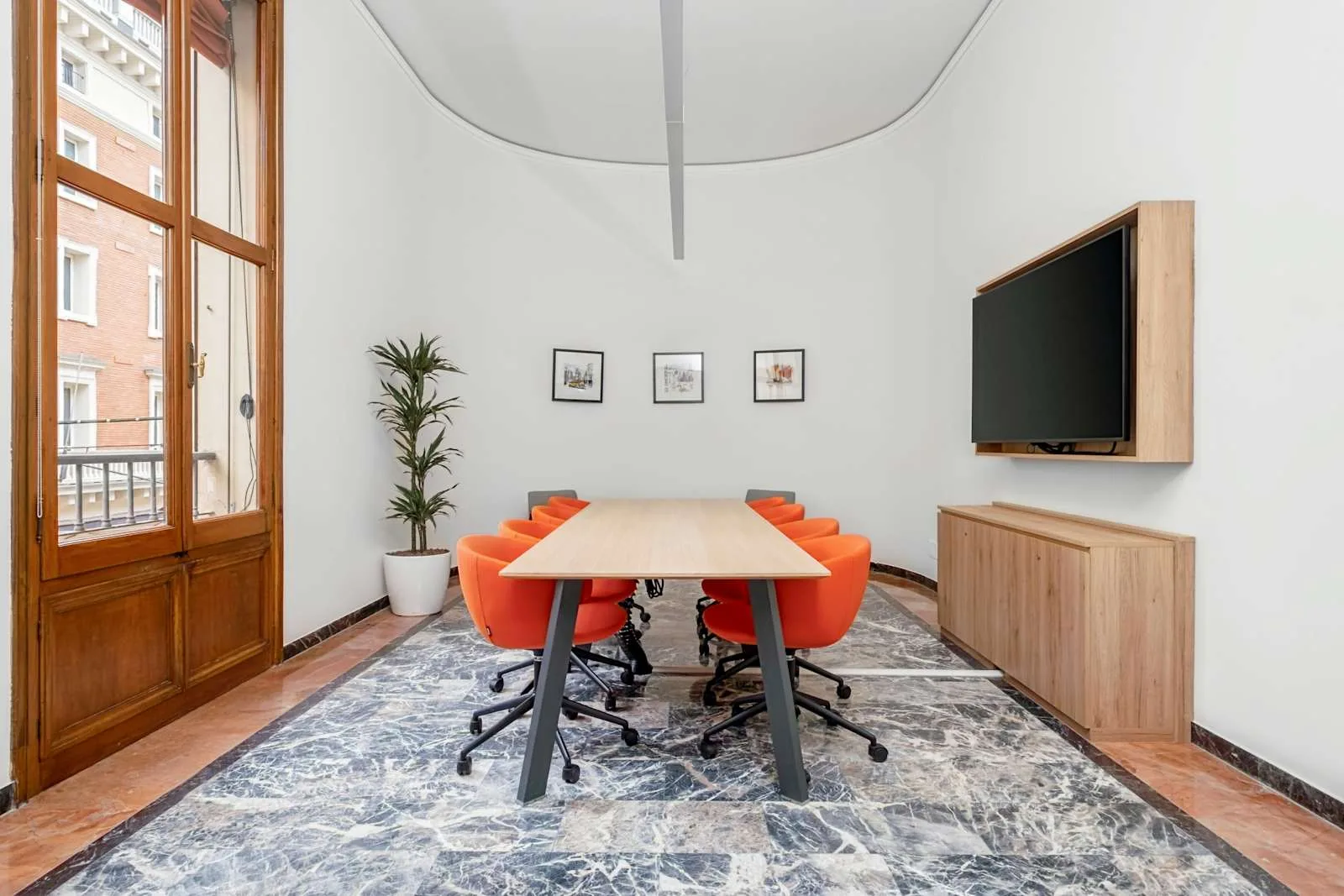 Regus Bologna, Via del Monte 1, Sala riunioni da 6 persone, Bologna