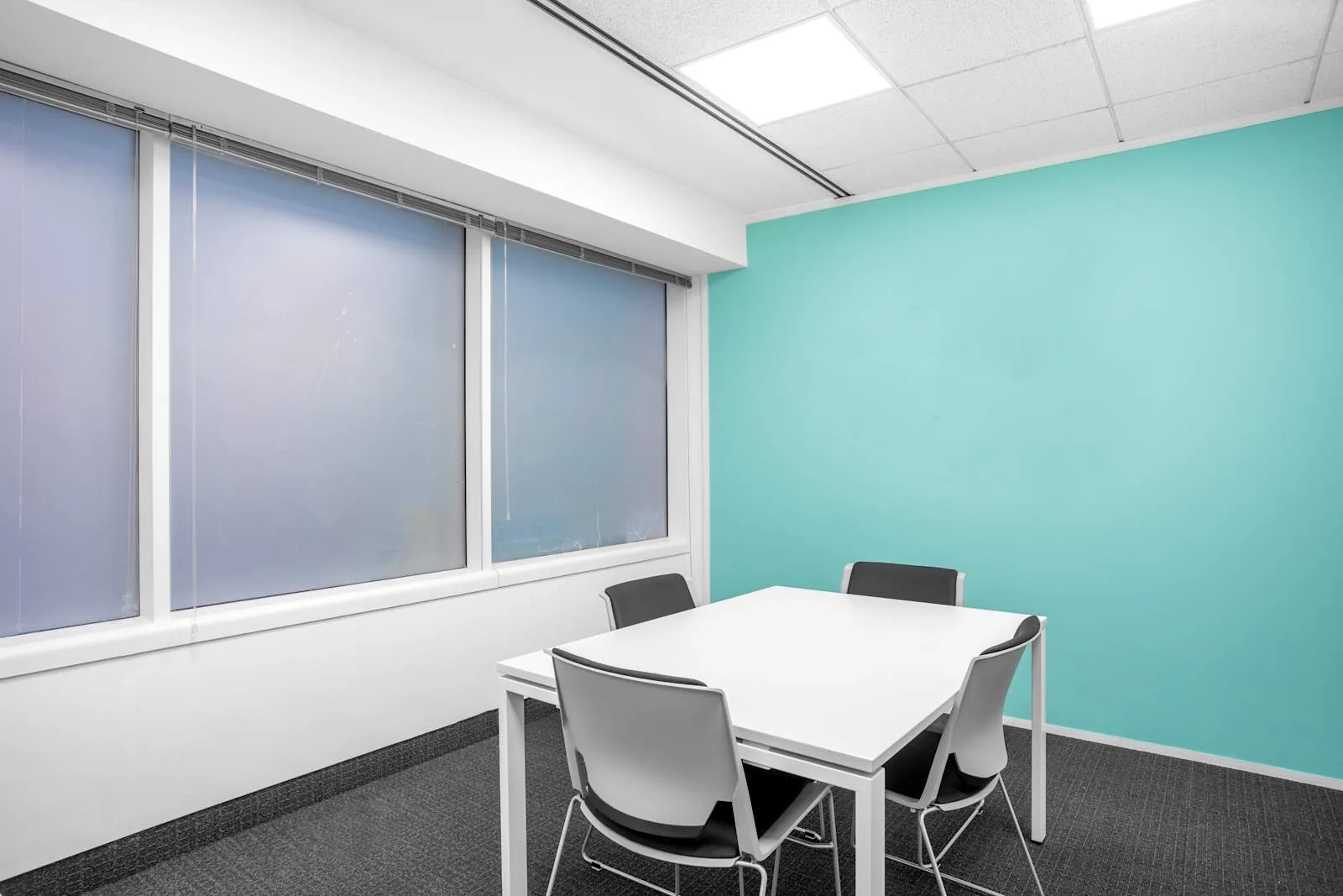 Regus BOREHAMWOOD, Maxwell Road, Meeting room for 4 people, Borehamwood