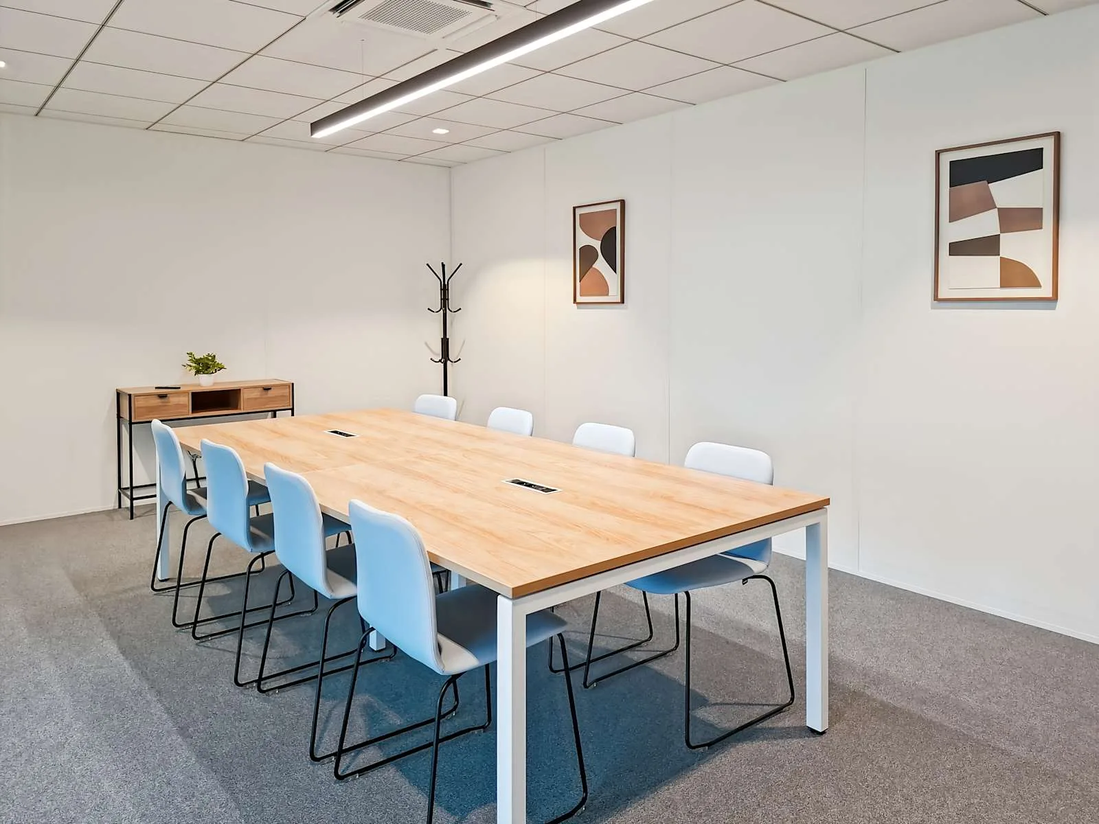Regus Bourges, Charles Pathé, Meeting room for 10 people, Bourges