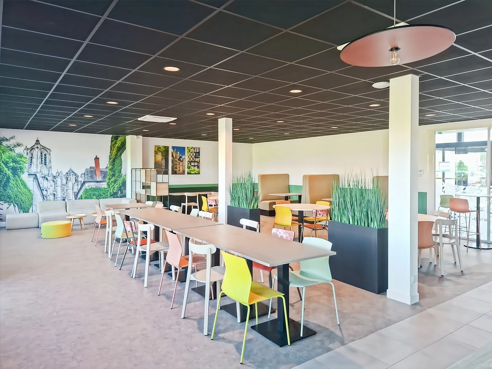 Regus Bourges, Charles Pathé, Cafeteria, Bourges