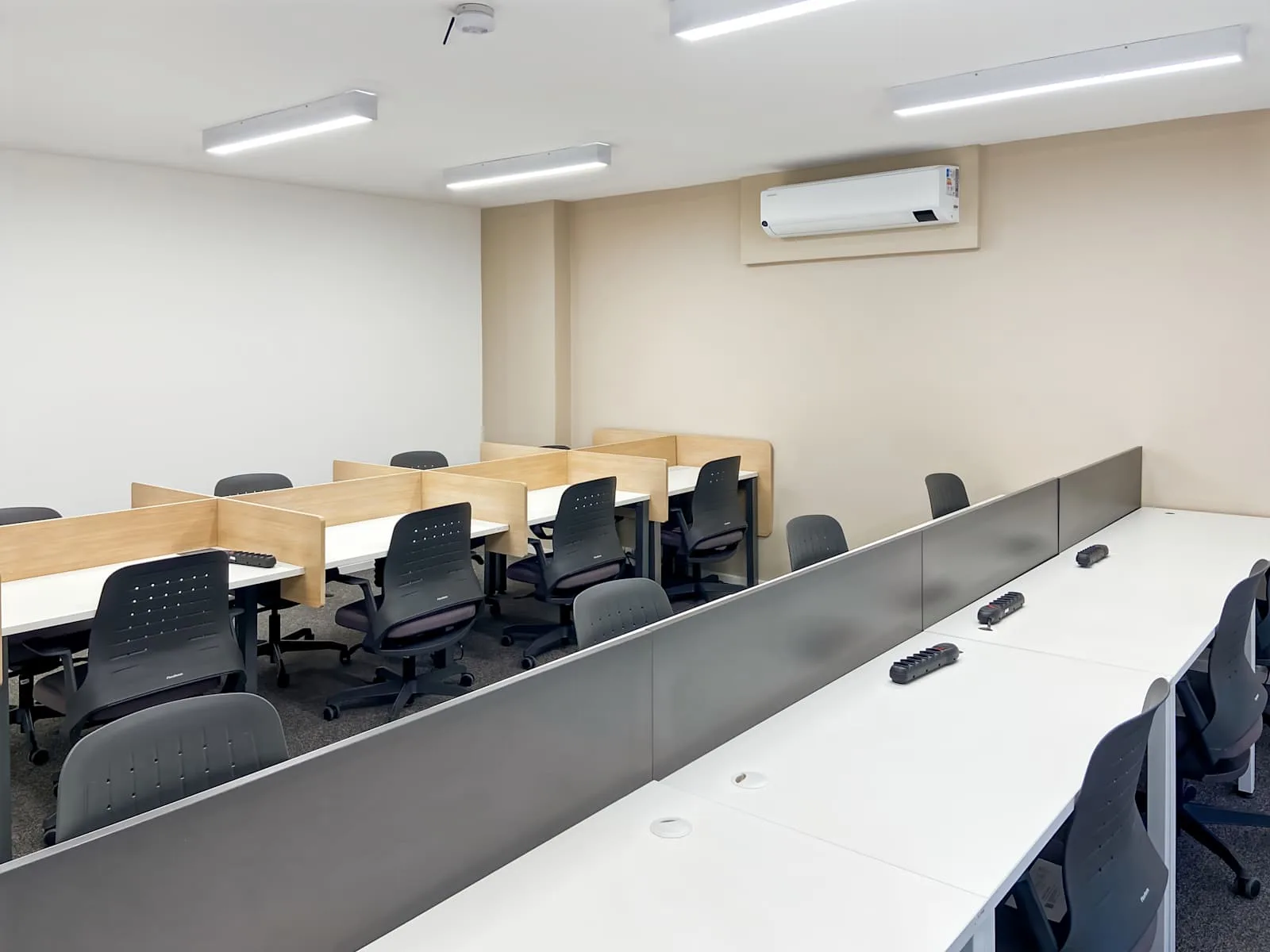 Regus BRA, Sao Paulo - Centro XV de Novembro, Open-plan office, São Paulo
