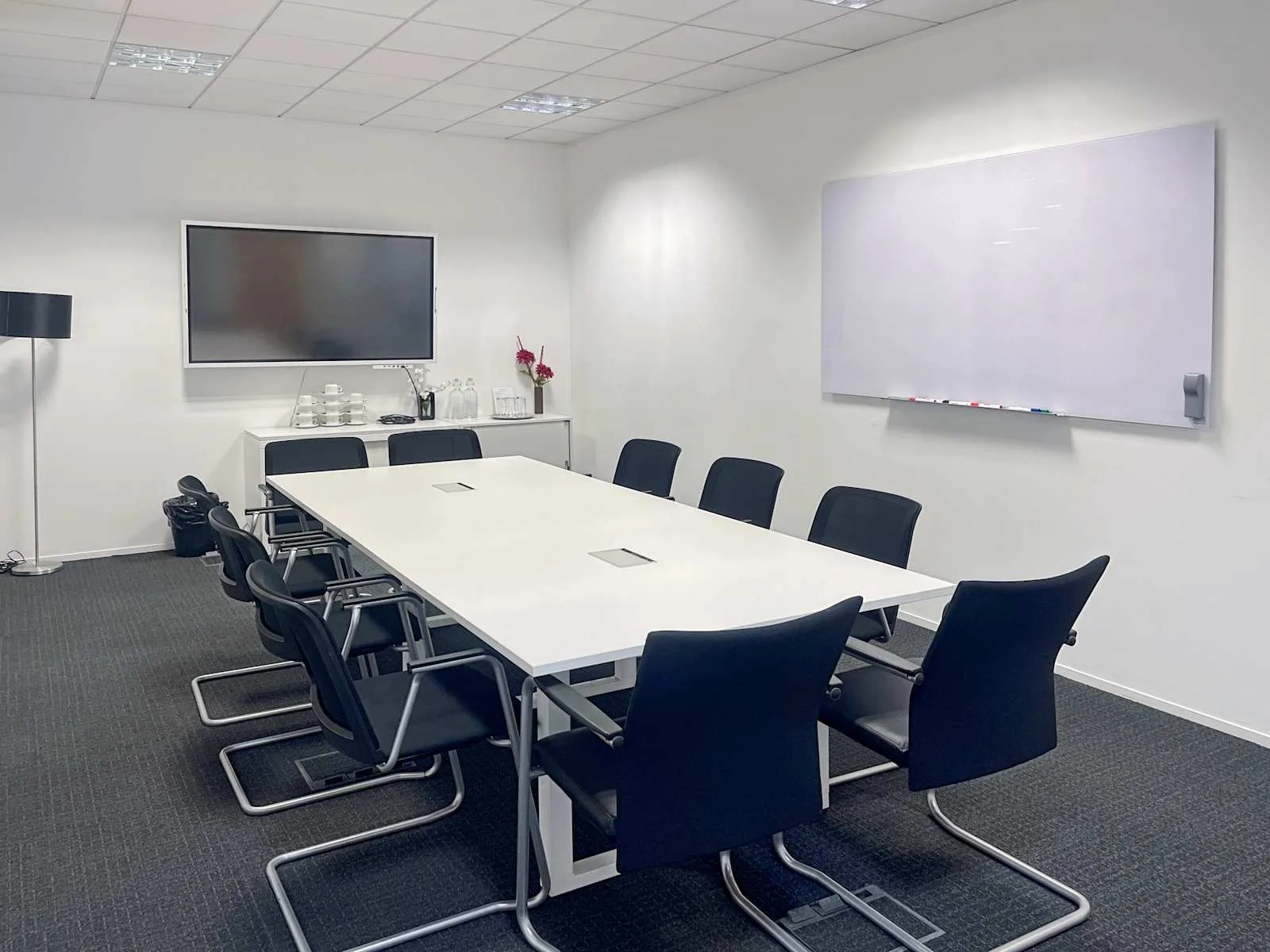Regus BRACKNELL, Arlington Square, Salle de réunion 10 personnes, Bracknell