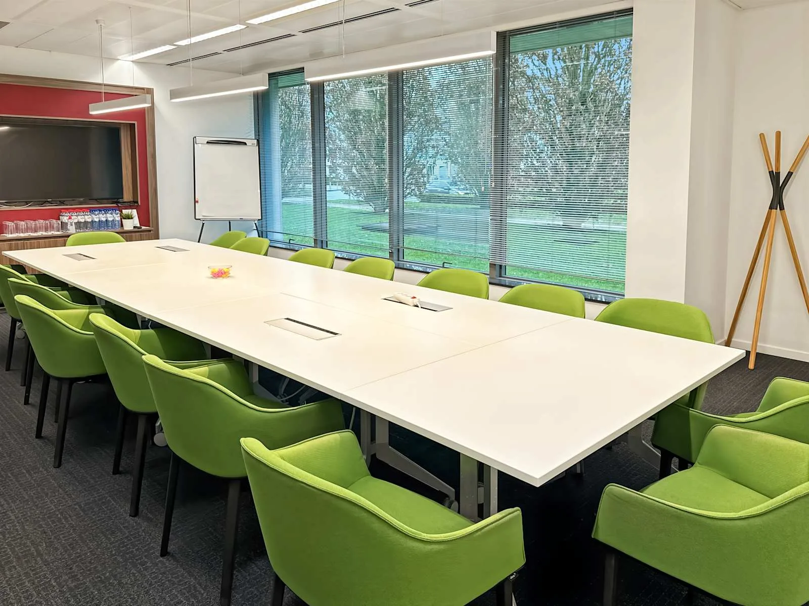 Regus BRAINE-L'ALLEUD, Parc de L'Alliance, Meeting room for 16 people, Braine L'Alleud