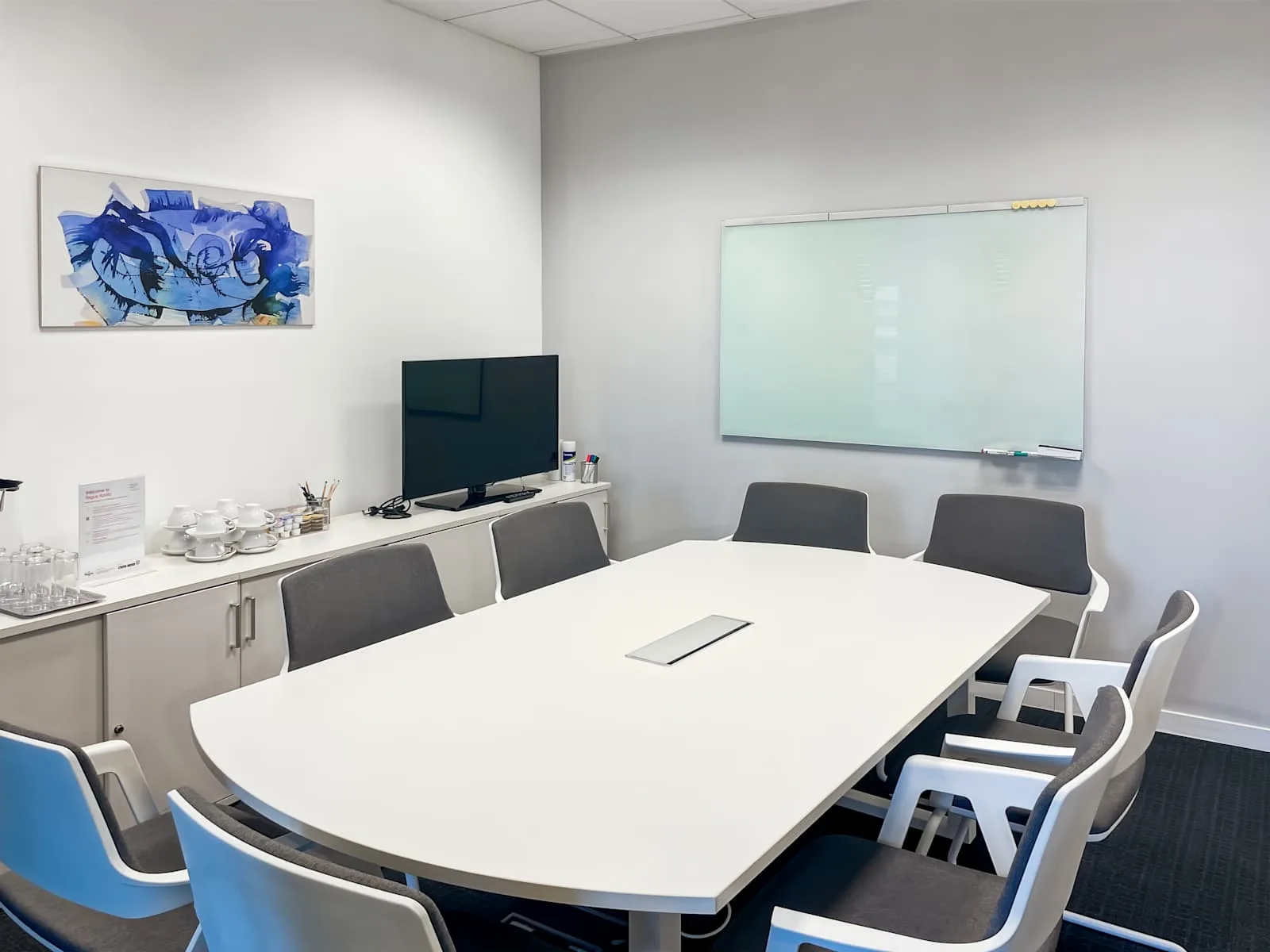 Regus BRATISLAVA, Apollo, Meeting room for 8 people, Bratislava