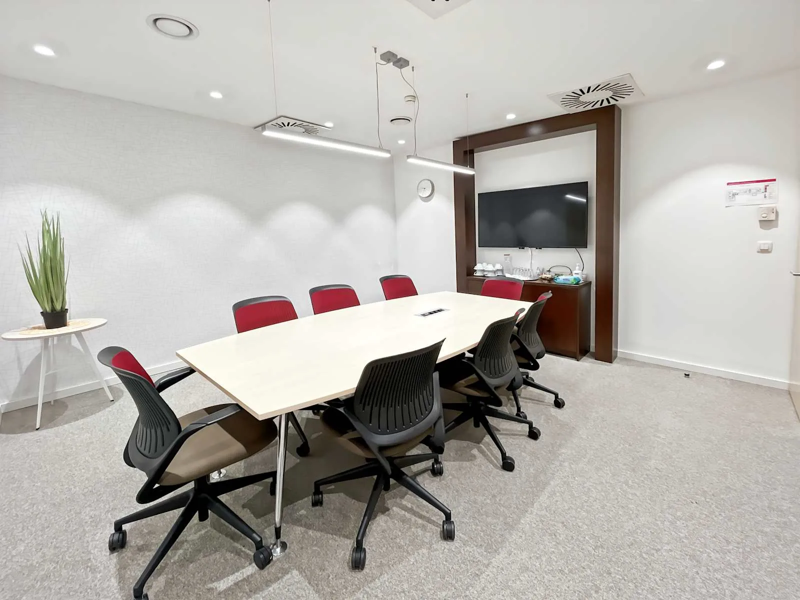 Regus BRATISLAVA, CBC Center, Meeting room for 8 people, Bratislava