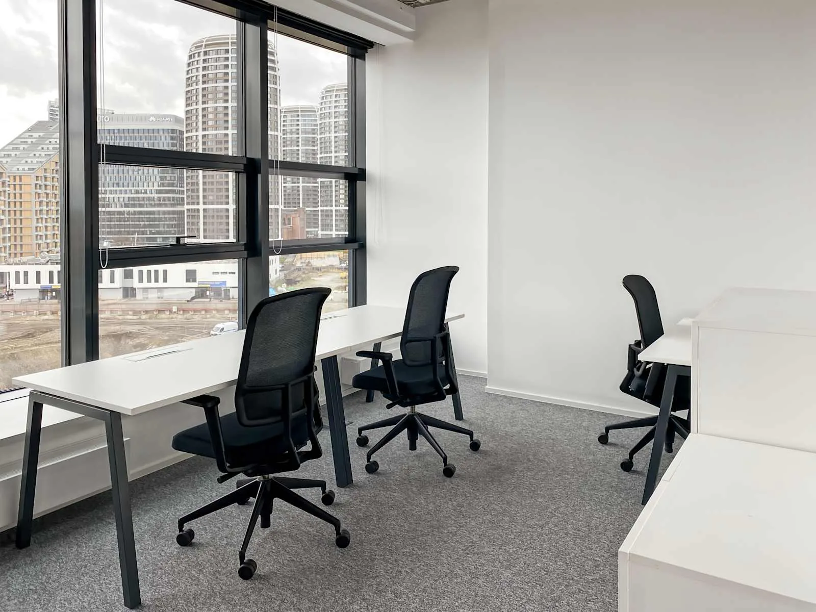 Regus Bratislava, Nivy Tower, Private office, 3 desks, Bratislava