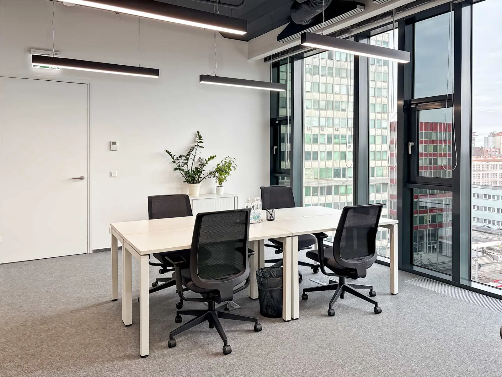 Regus Bratislava, OC Central, Private office, 4 desks, Bratislava