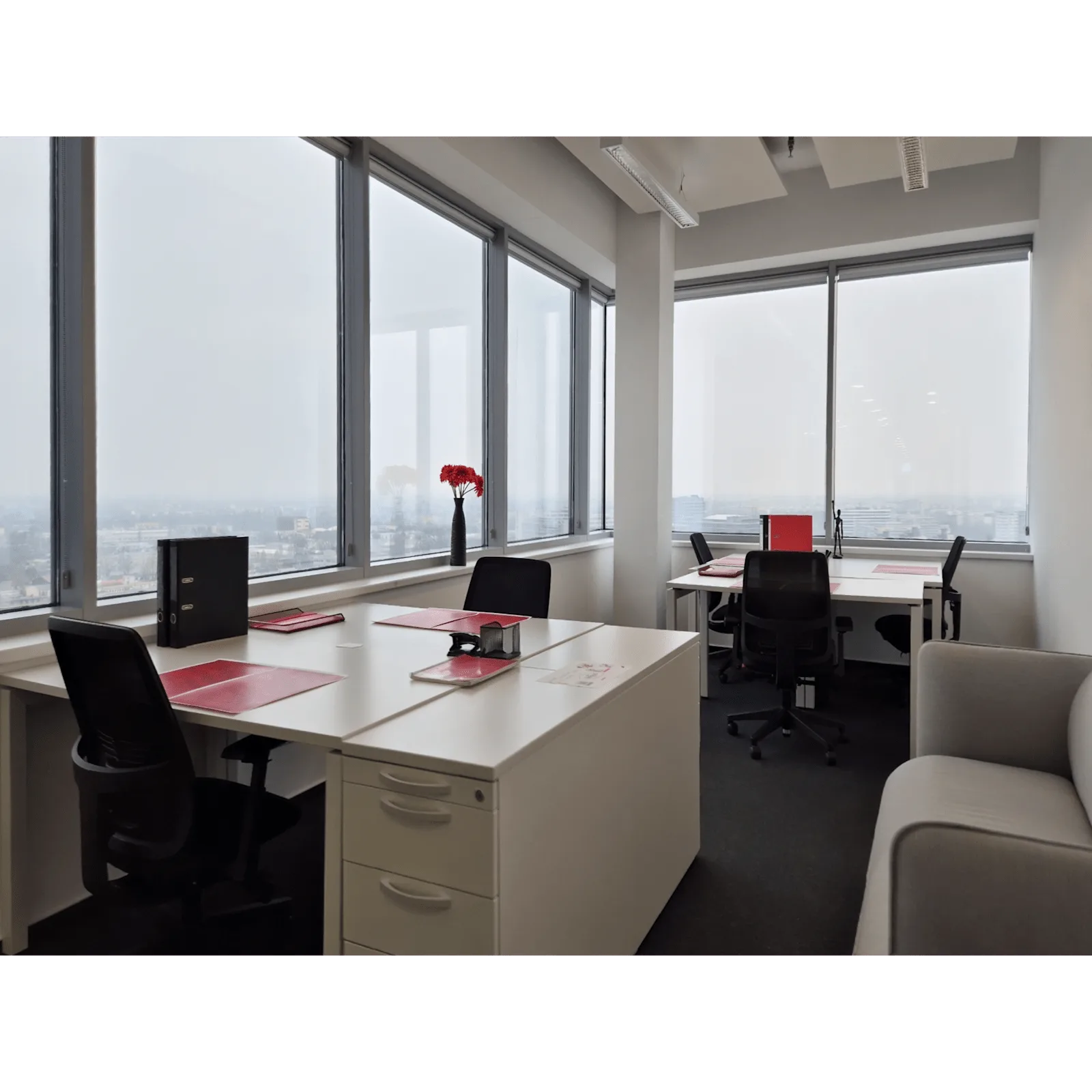 Regus BRATISLAVA, Polus Towers, Private office, 4 desks, Bratislava