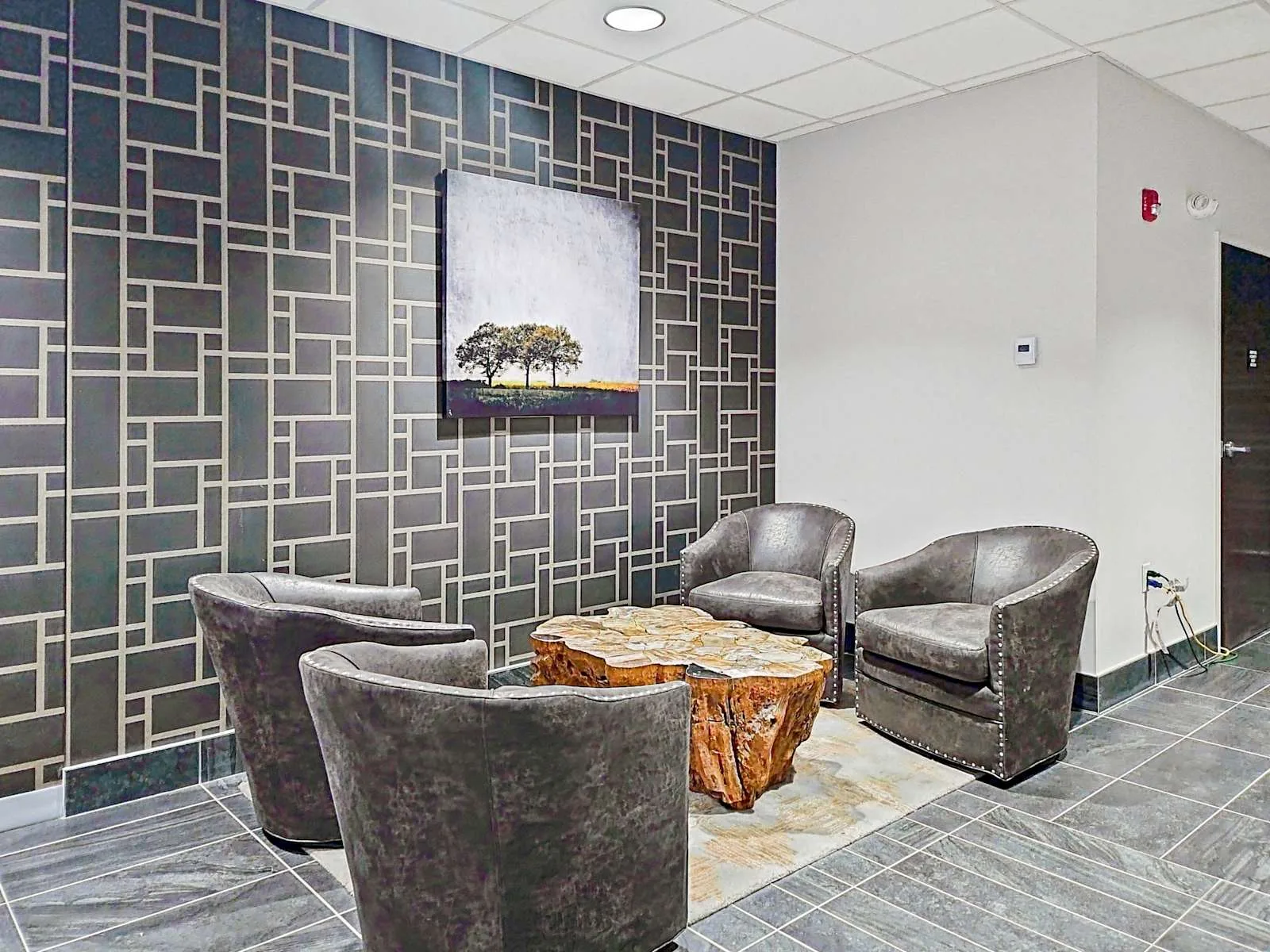Regus IN, Brownsburg - Green Street, Lounge, Brownsburg, IN