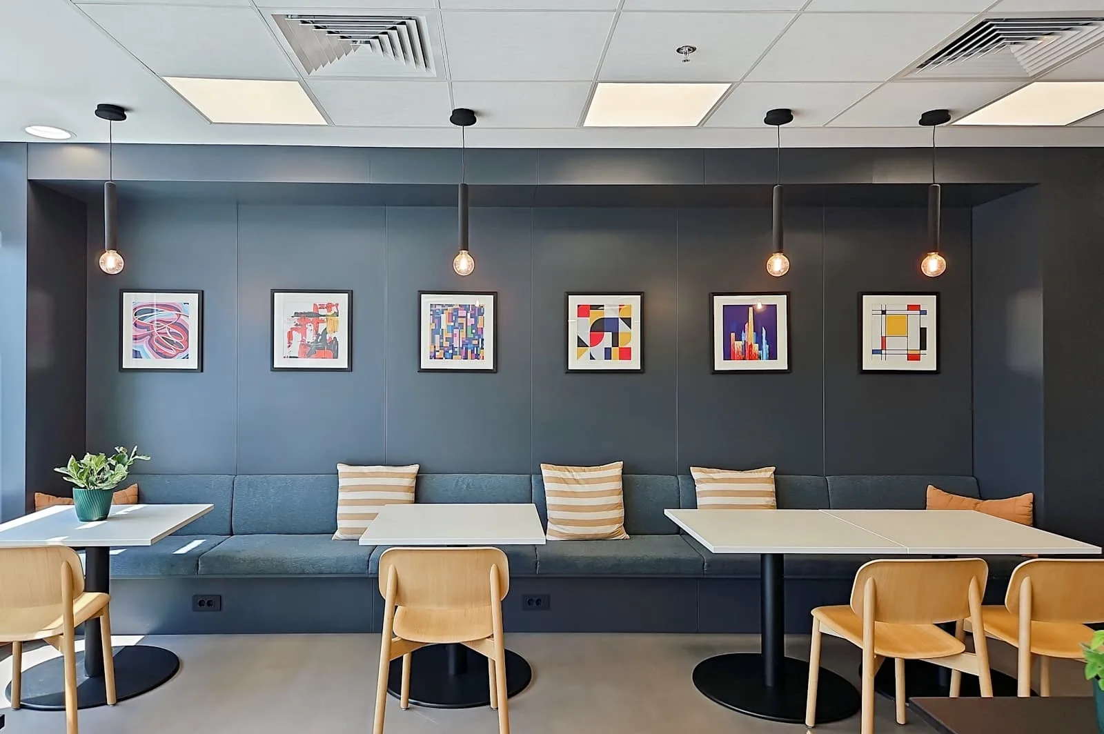 Regus Bucharest, City Gate, Cafeteria, Bucharest