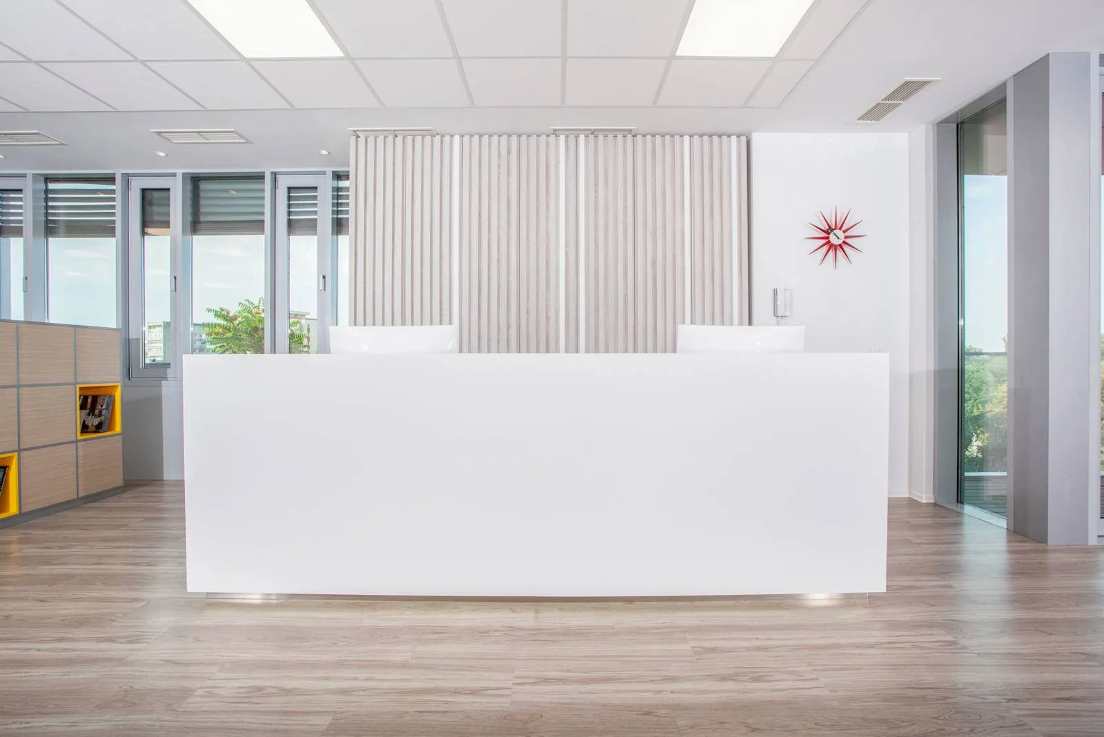Regus BUCHAREST, Sun Business Centre, Recepție, București