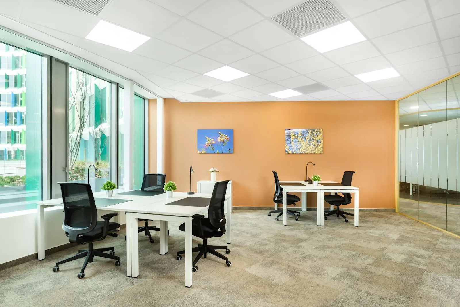 Regus BUDAPEST, BudapestOne Centre, Private office, 5 desks, Budapest