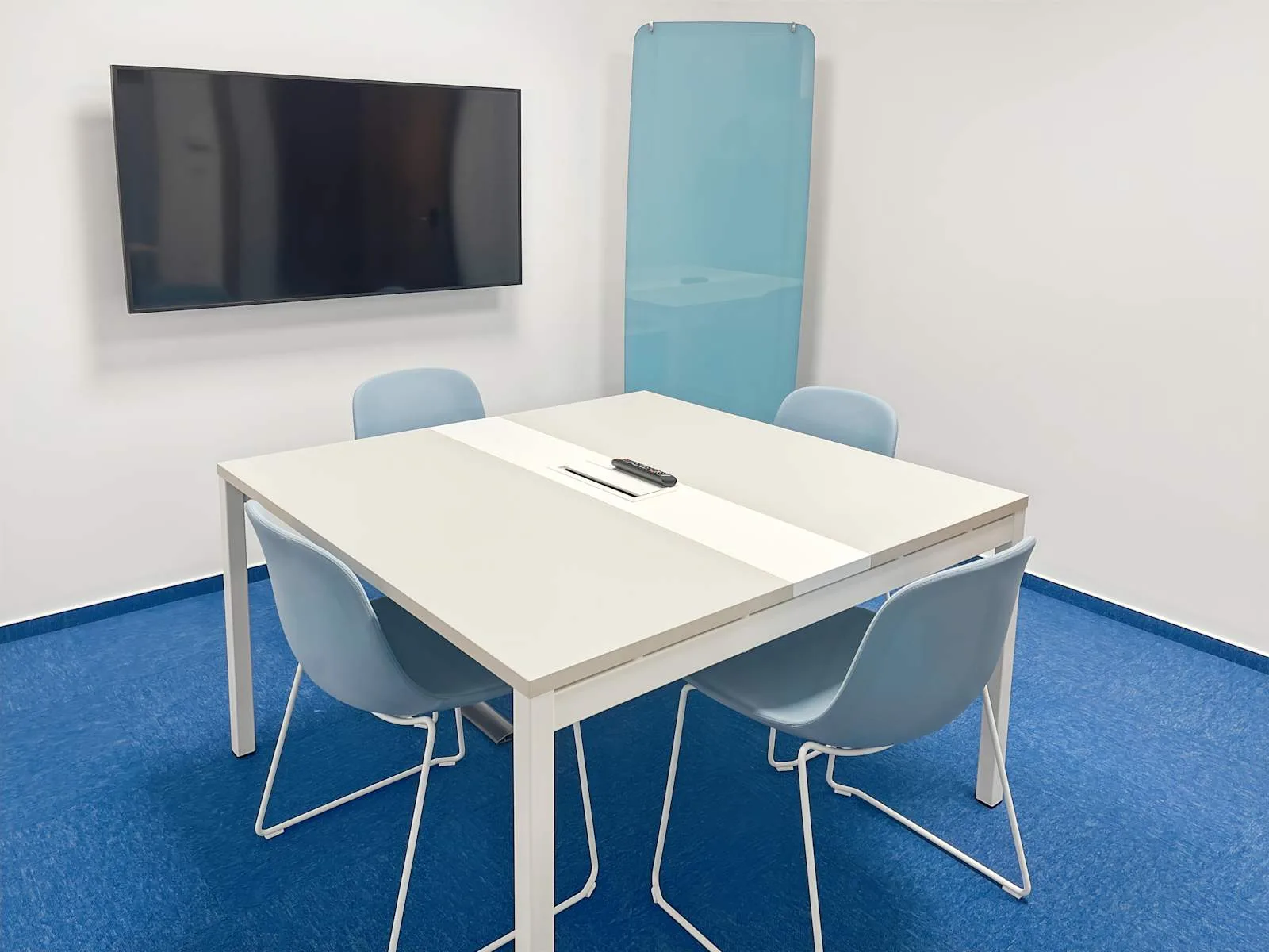 Regus Budapest, Madarász Office Park, Tárgyaló 4 főre, Budapest