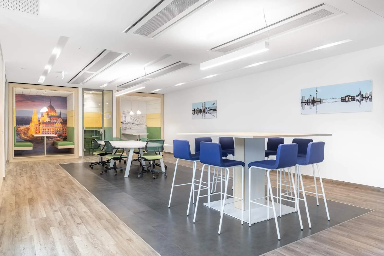 Regus BUDAPEST, MillPark Centre, Coworking tér, Budapest