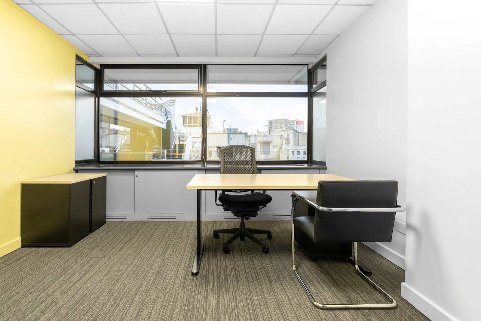 Regus BUENOS AIRES, American Express Retiro, Private office, 1 desk, Buenos Aires