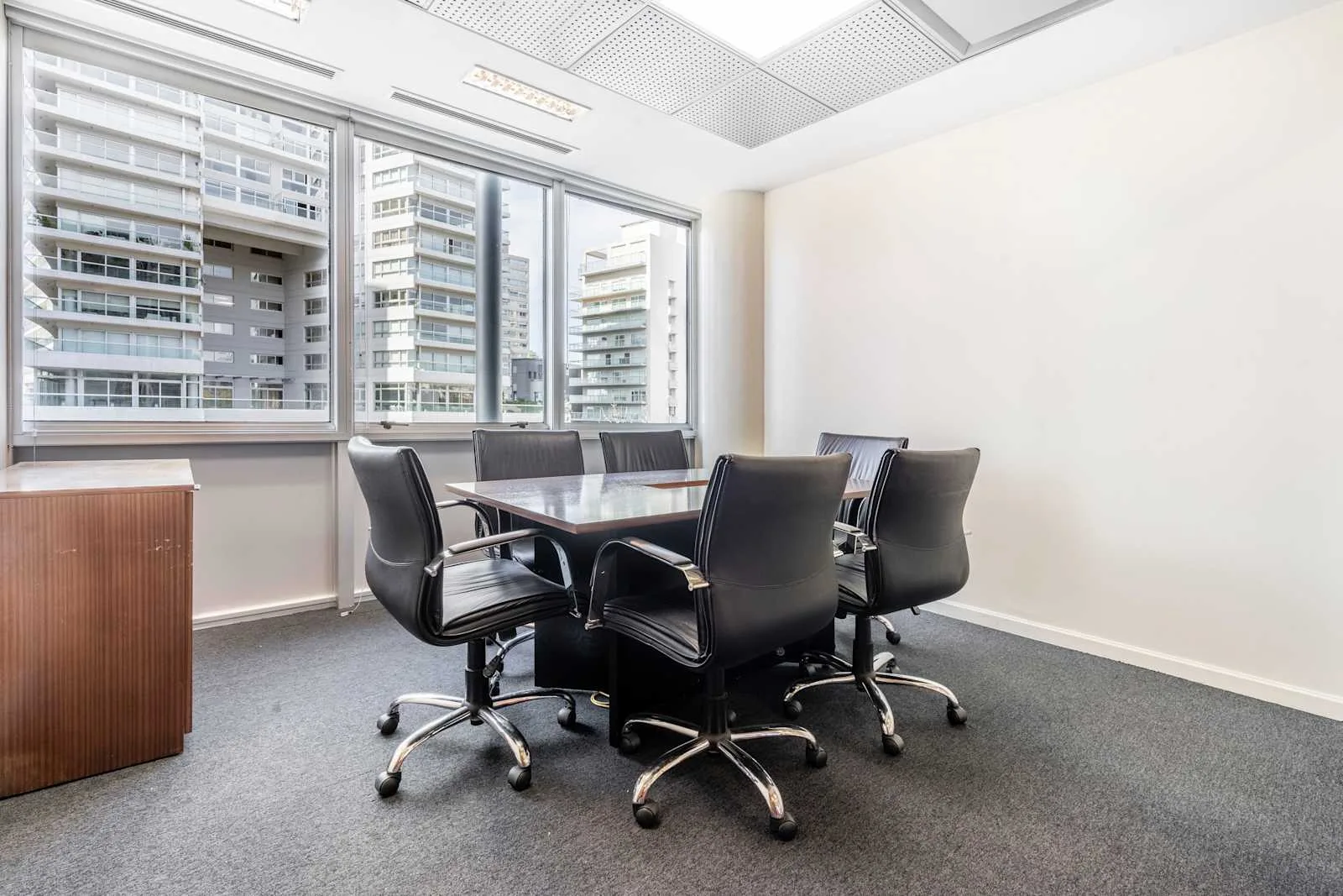 Regus BUENOS AIRES, Olivos  USD, Sala de reuniones para 6 personas, Buenos Aires