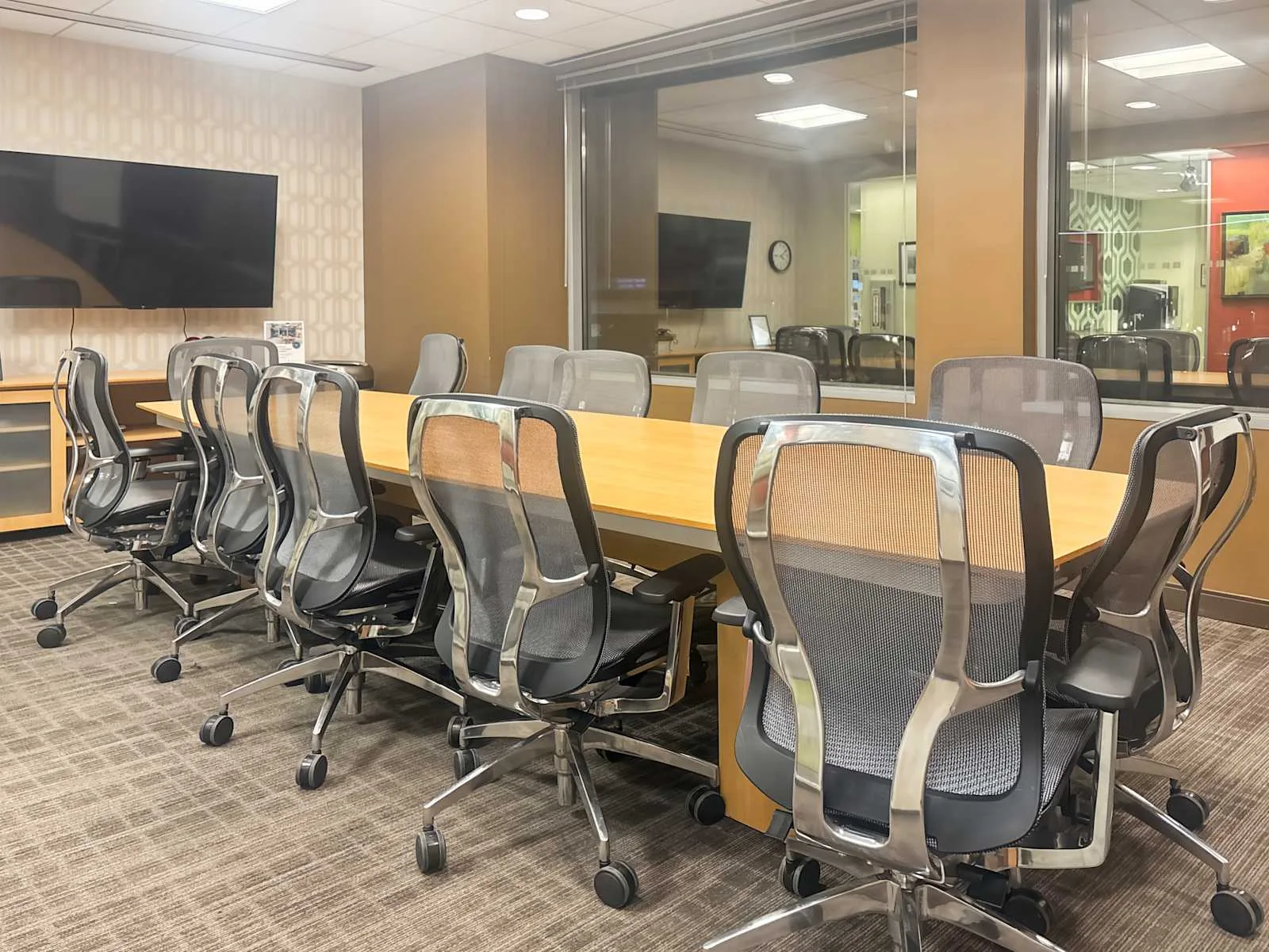 Regus IL, Burr Ridge - Village Center, Meeting room for 12 people, Burr Ridge, IL