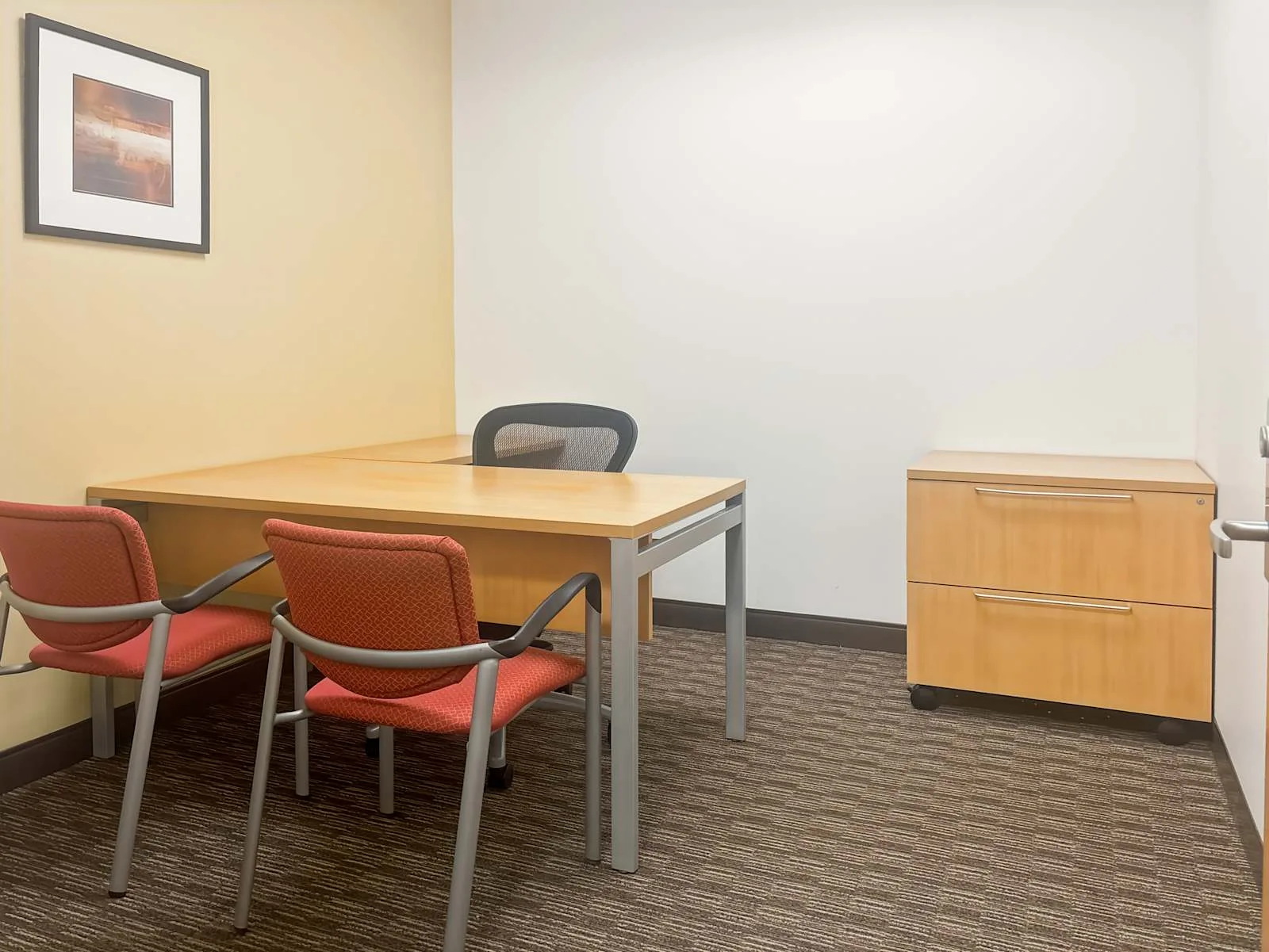 Regus IL, Burr Ridge - Village Center, Private office, 1 desk, Burr Ridge, IL