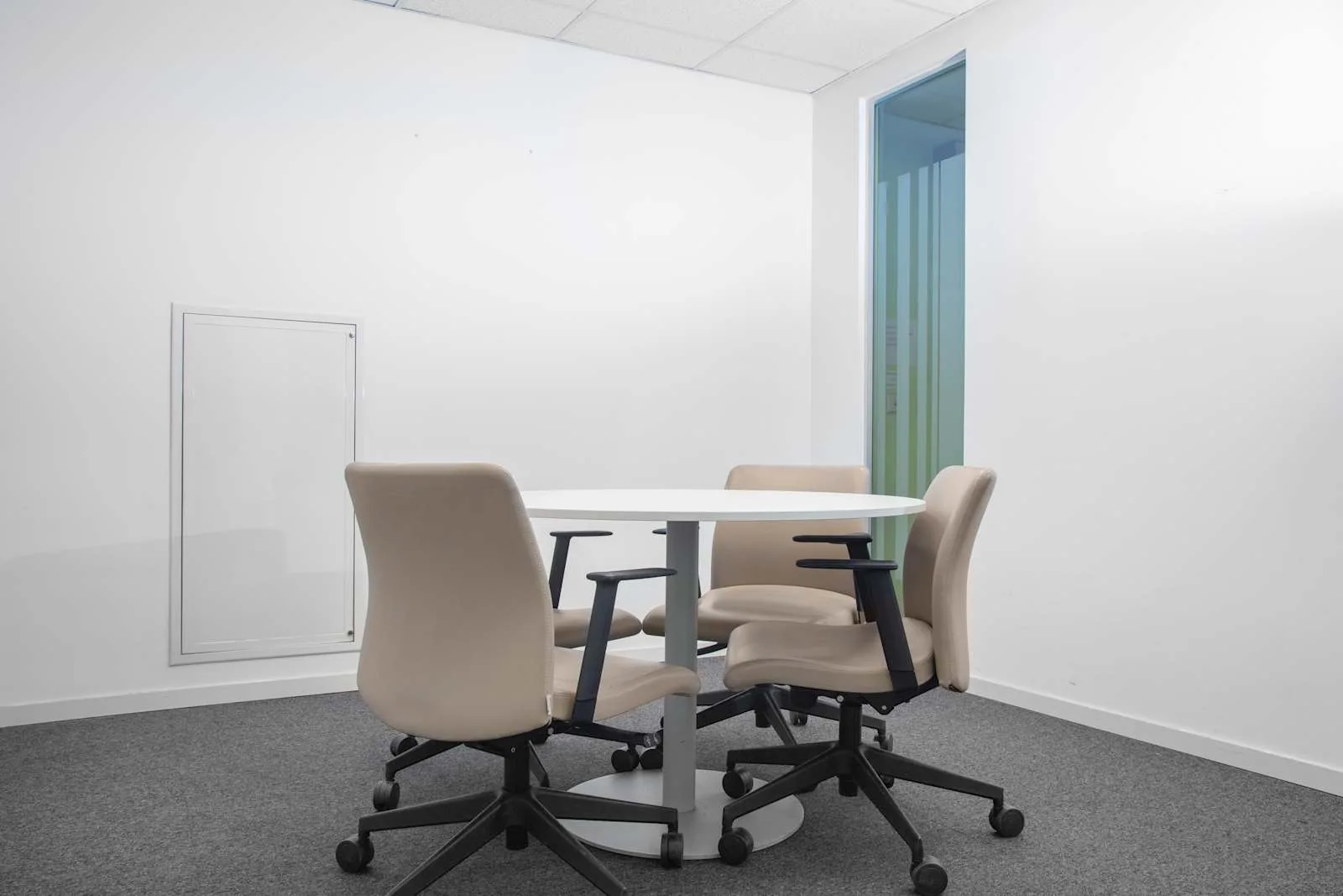 Regus BURSA, Fsm Bulvari-TRY, Meeting room for 4 people, Bursa
