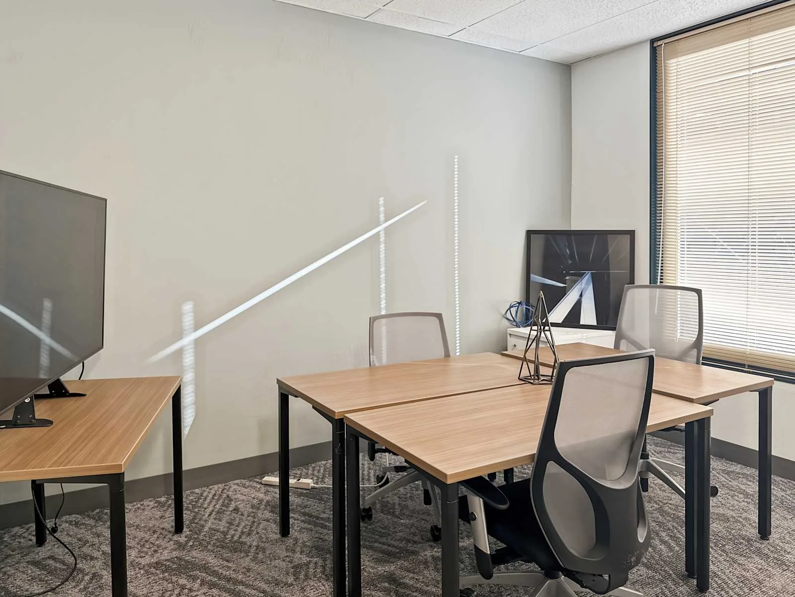 Regus CA, Berkeley - Downtown Berkeley, Private office, 4 desks, Berkeley, CA