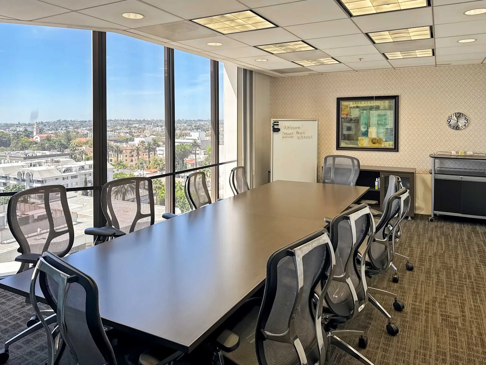 Regus CA, Beverly Hills - 8383 Wilshire, Meeting room for 8 people, Beverly Hills, CA