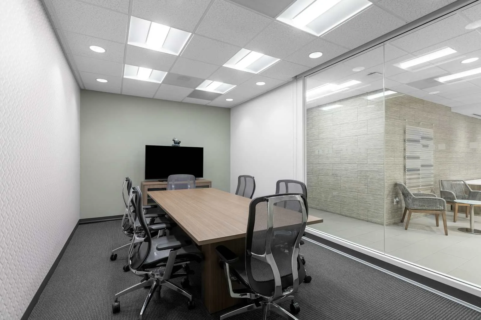 Regus CA, Burbank - Burbank Business District, Meeting room for 6 people, Burbank, CA
