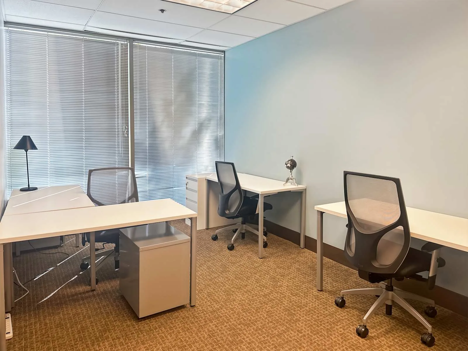 Regus CA, Campbell - Hamilton, Private office, 3 desks, Campbell, CA