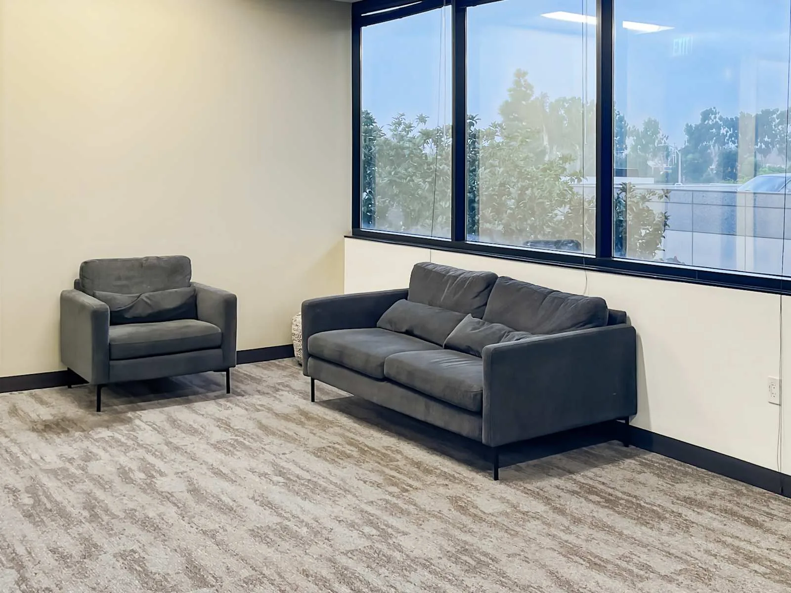 Regus CA, Costa Mesa - Harbor Blvd, Lounge, Costa Mesa, CA