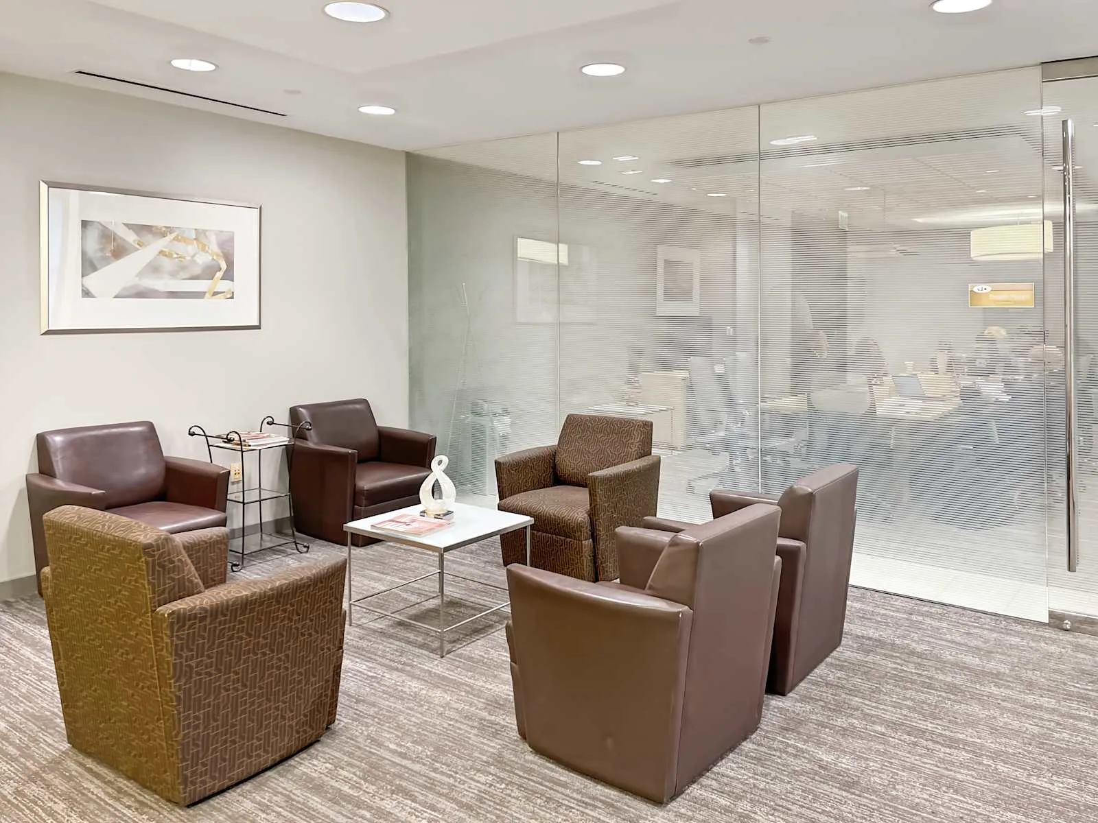 Regus CA, Glendale - Central Avenue, Lounge, Glendale, CA