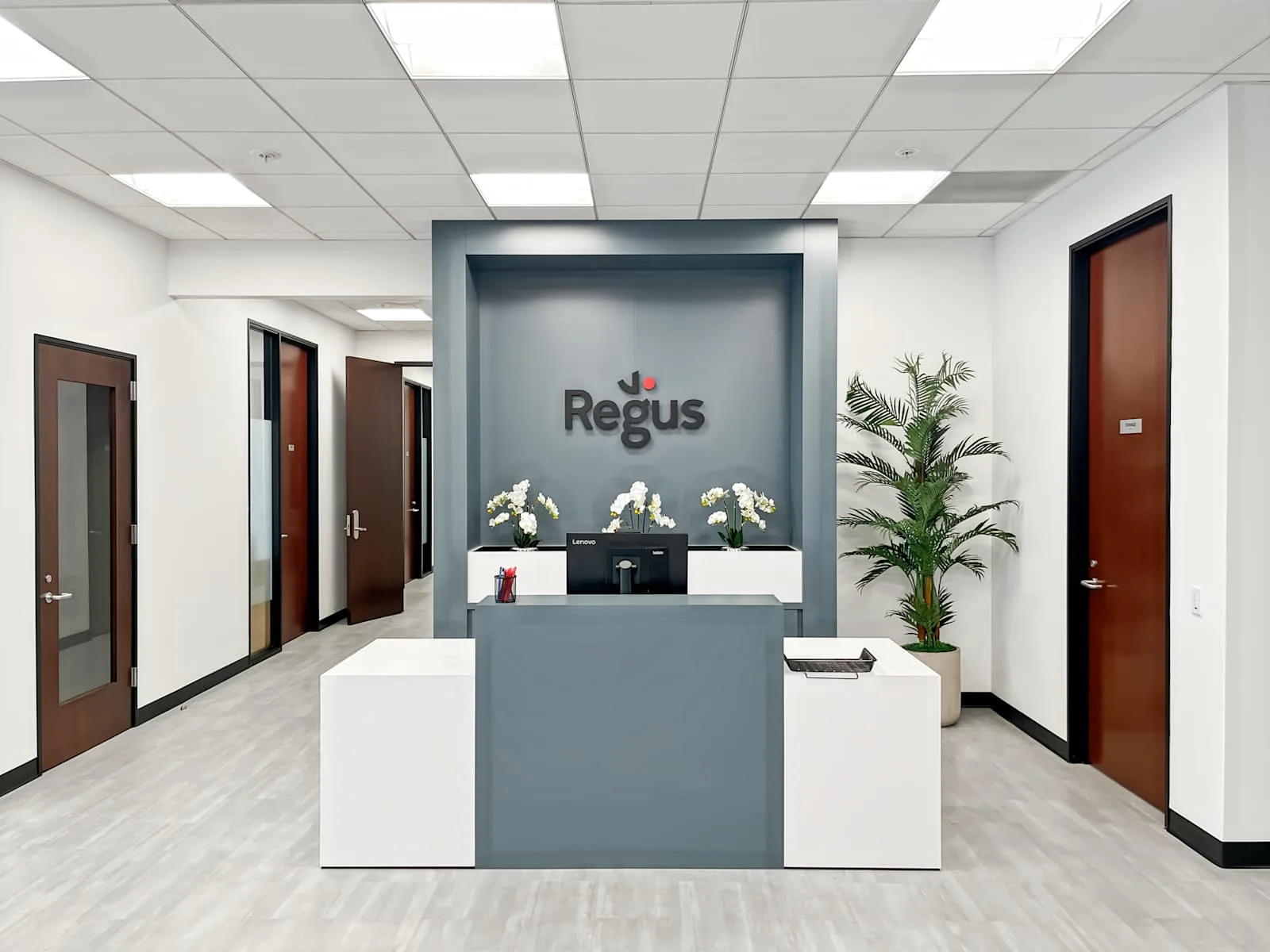 Regus CA, Irvine - Main St, Reception, Irvine, CA