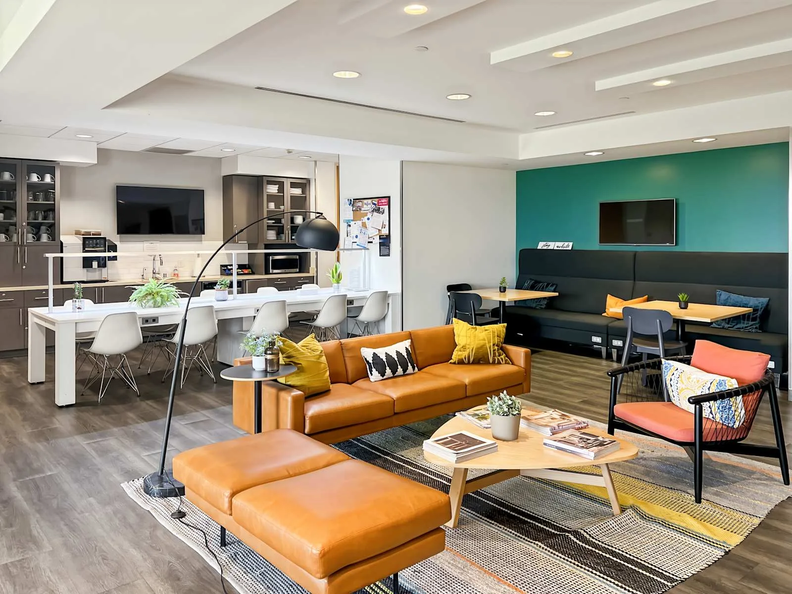 Regus CA, Irvine - Irvine Spectrum Drive, Lounge, Irvine, CA
