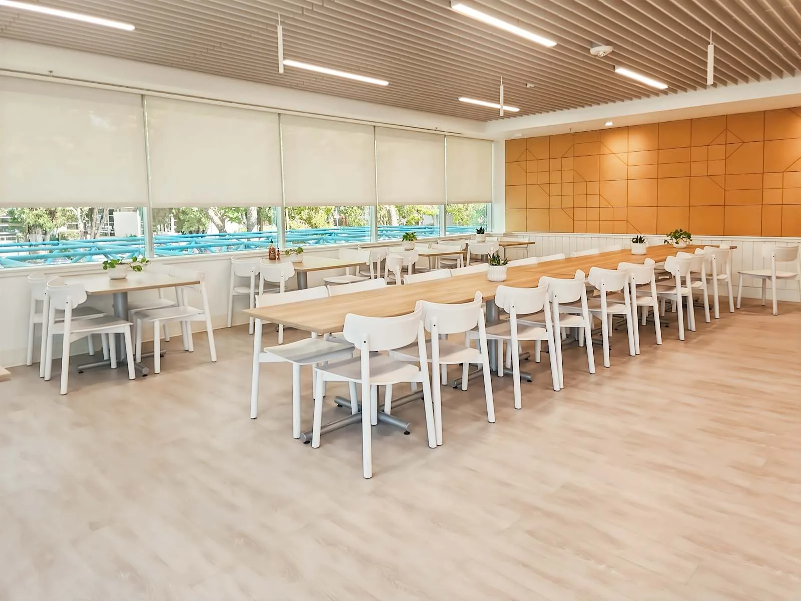 Regus CA, Menlo Park - Commonwealth Dr, Cafeteria, Menlo Park, CA