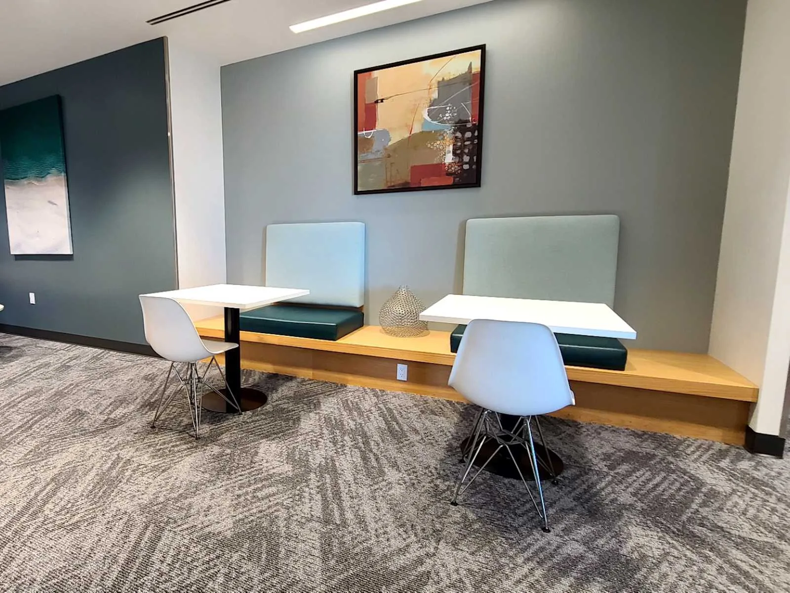 Regus CA, Newport Beach - John Wayne Airport, Lounge, Newport Beach, CA