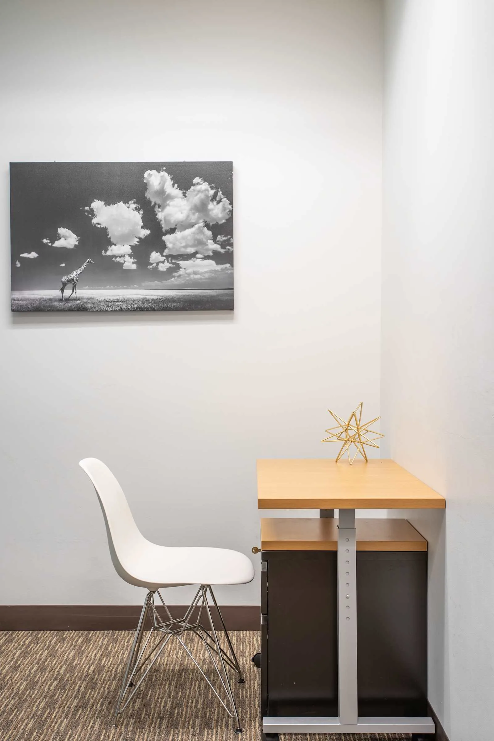 Regus CA, Oakland - Lake Merritt, Private office, 1 desk, Oakland, CA