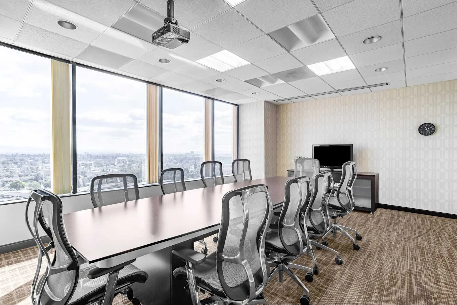 Regus CA, Orange - Orange Executive Tower, Meeting room for 10 people, Orange, CA