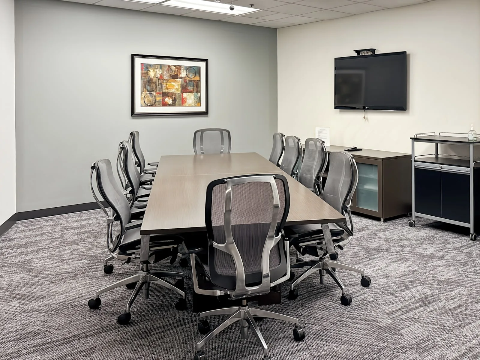 Regus CA, Oxnard - Topa Financial Plaza, Meeting room for 10 people, Oxnard, CA