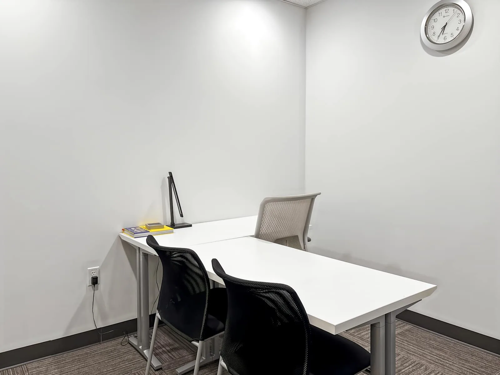 Regus CA, Palo Alto - Page Mill Rd, Private office, 3 desks, Palo Alto, CA