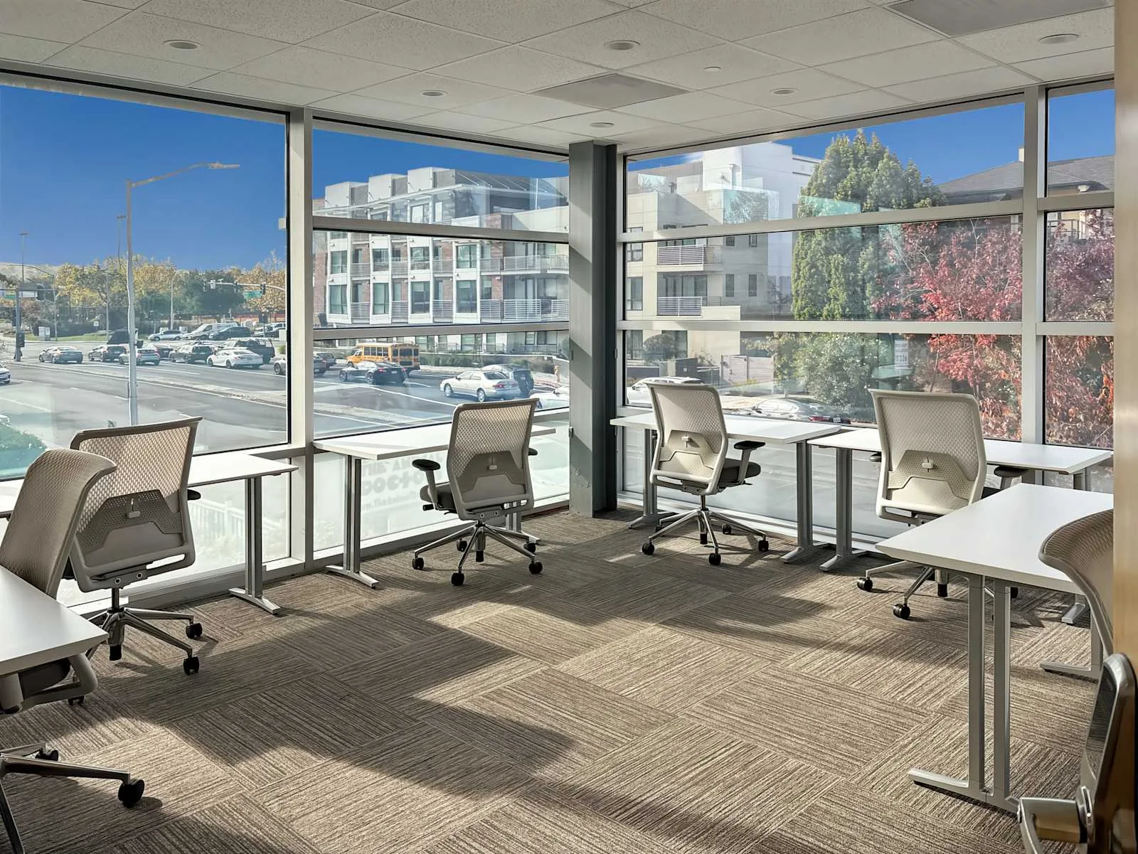 Regus CA, Palo Alto - Page Mill Rd, Open-plan office, Palo Alto, CA
