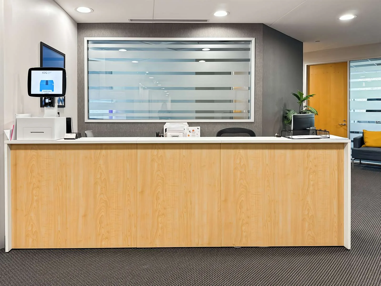 Regus CA, Pleasanton - Corporate Commons, Reception, Pleasanton, CA