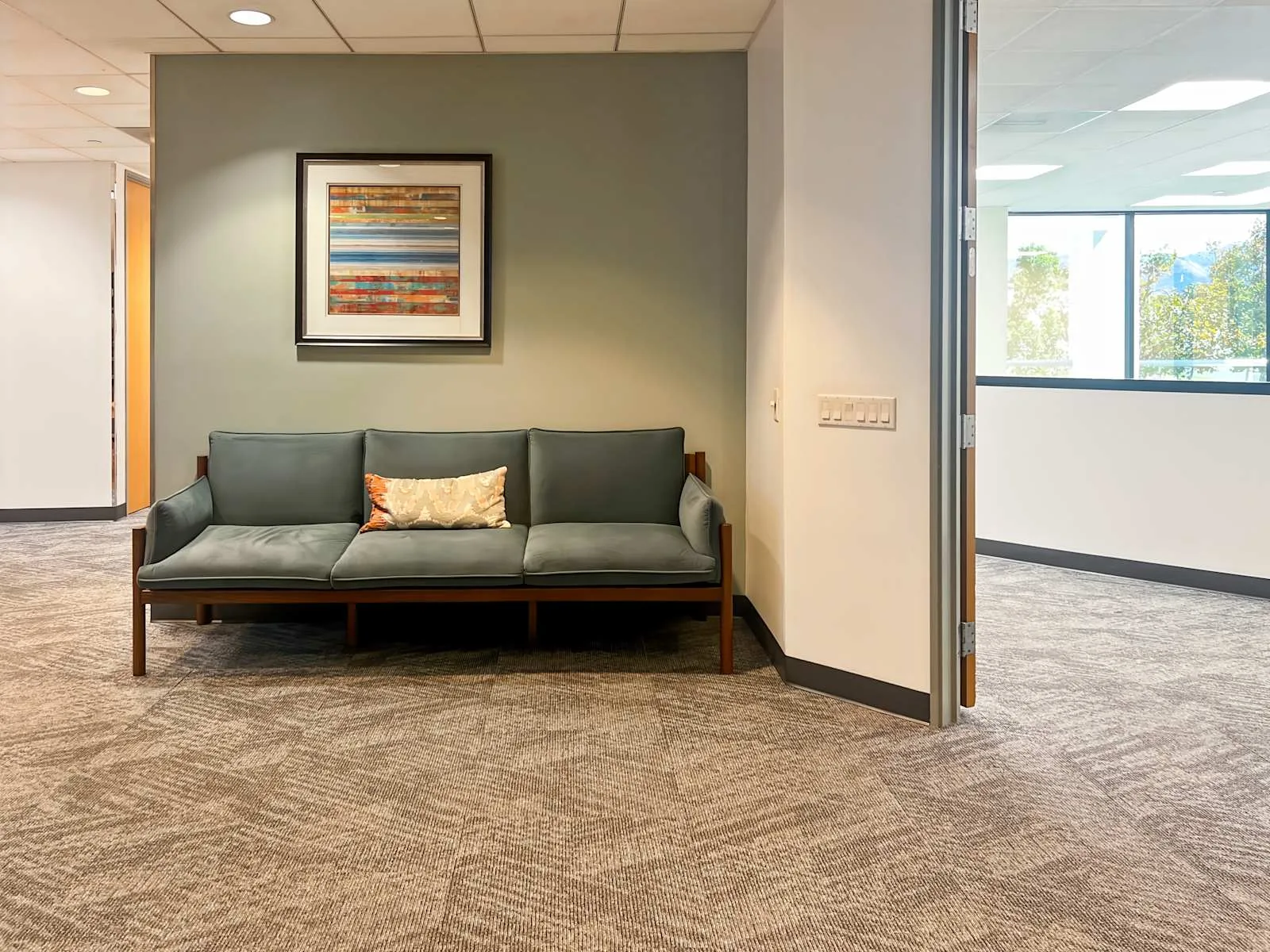 Regus CA, Rancho Santa Margarita - Koll Center, Lounge, Rancho Santa Margarita, CA
