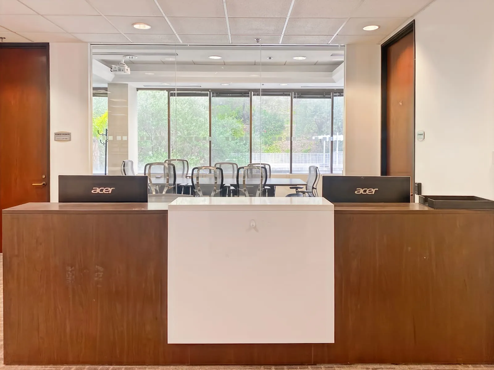 Regus CA, Rolling Hills Estates - Twin Towers, Reception, Rolling Hills Estates, CA