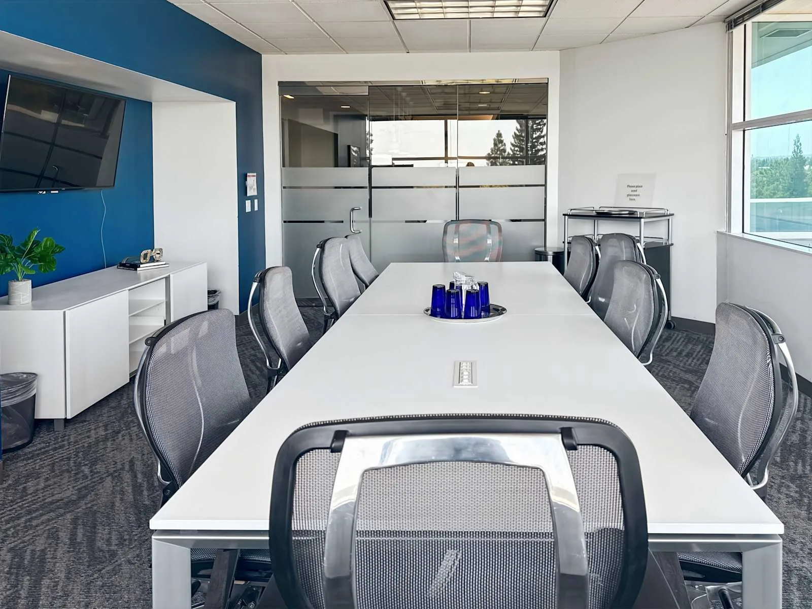 Regus CA, Roseville - Douglas Blvd, Meeting room for 10 people, Roseville, CA
